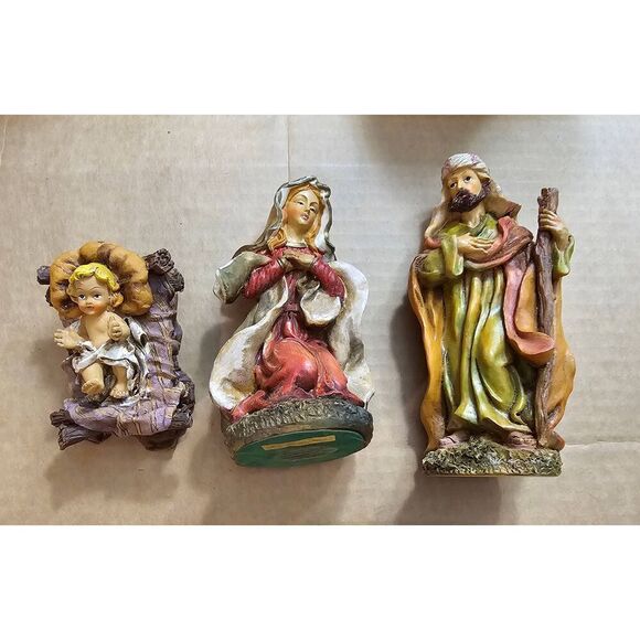 Nativity Figurines Three Joseph Mary Baby Jesus Excellent Condition - Picture 2 of 10